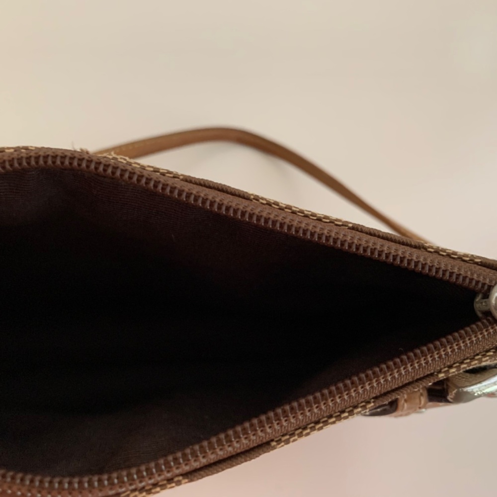 Coach wristlet - Picture 4 of 4